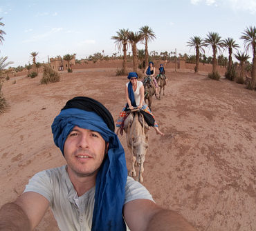 Ahi van los guiri-tuaregs!!!!