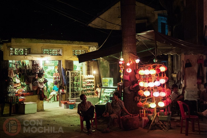 Rincón donde se oye la música tradicional