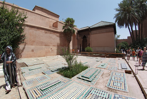Tumbas saadíes en los jardines
