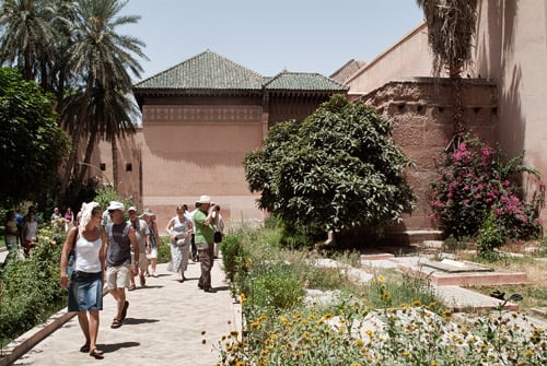 Los turistas en los jardines