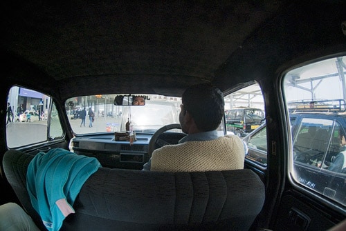 En el taxi camino de Conaught Place