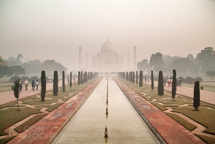 El Taj Mahal a primera hora del día