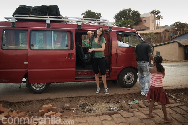 Un taxi-brousse grande para poca gente