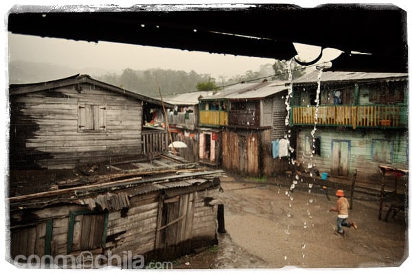 Lloviendo a mares