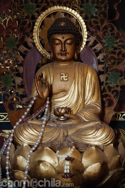 Otra de las imágenes de buda allí presentes