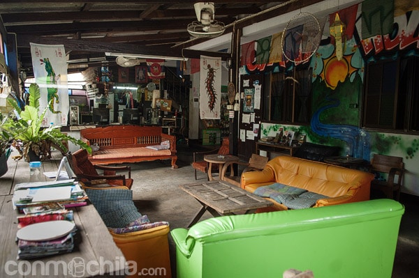 Sala de estar con sus "sofás de escai"