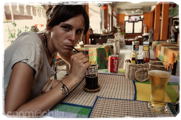 Refrescándonos del calor en el Coffee old city
