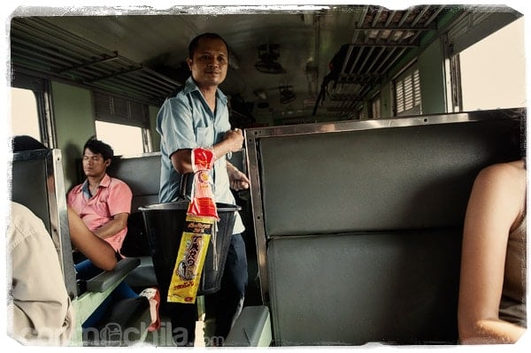 Uno de los vendedores del tren