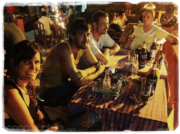 Cenando con toda la tropa