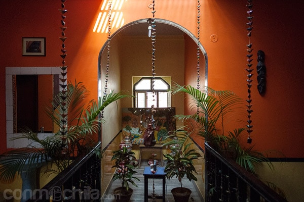 Detalle de la decoración del rellano