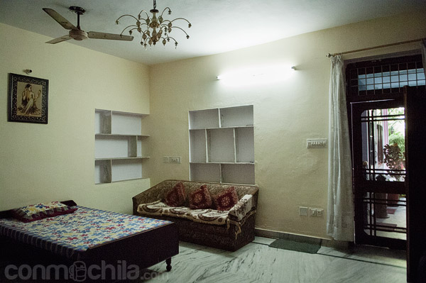 Otra vista del salón