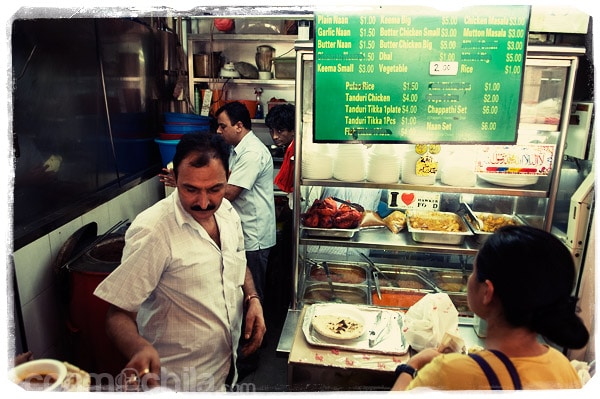 "Hacedores" de naan en el Tekka Centre