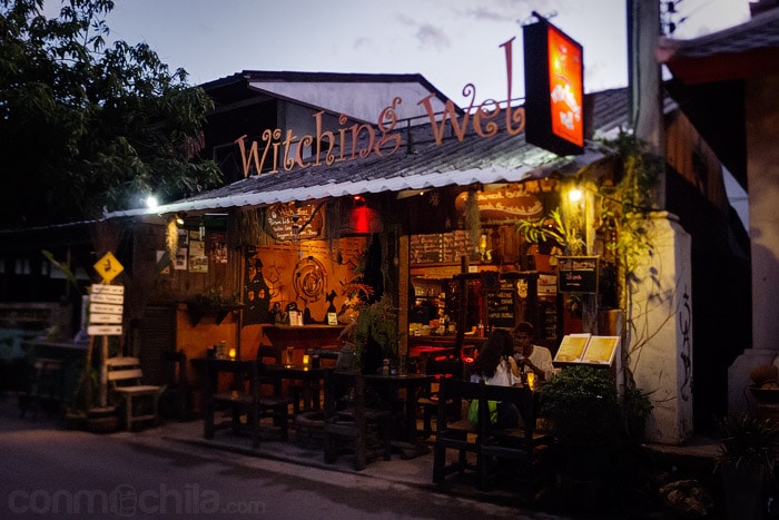 Fachada del Witching Well