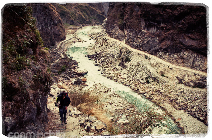 Vistas del camino junto al río