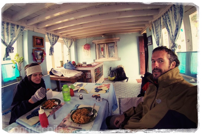 La parada a comer. ¡Uf que día!