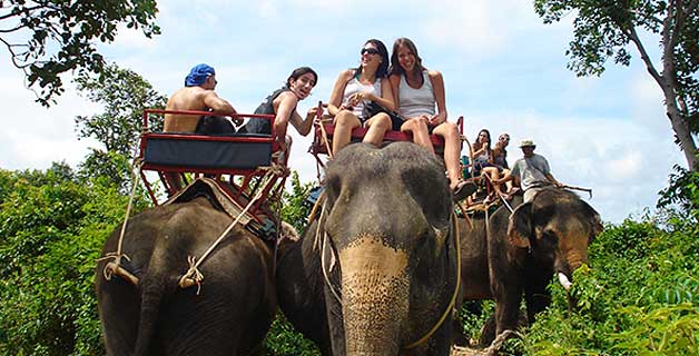 Una de las turistadas clásicas en Tailandia