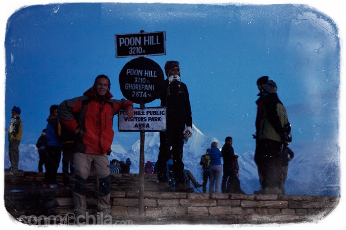 Toni en la señal del Poon Hill