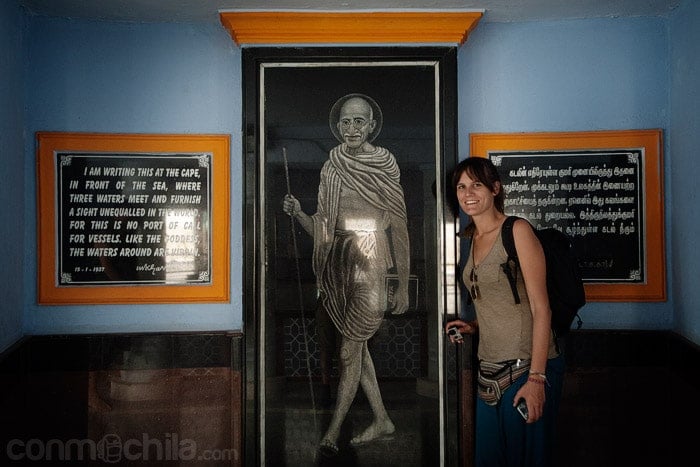 Junto a Gandhi