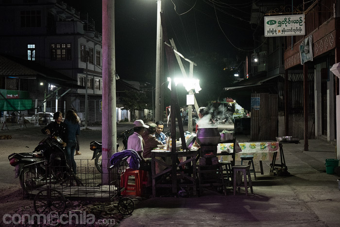 Otro de lo puestos de comida callejera