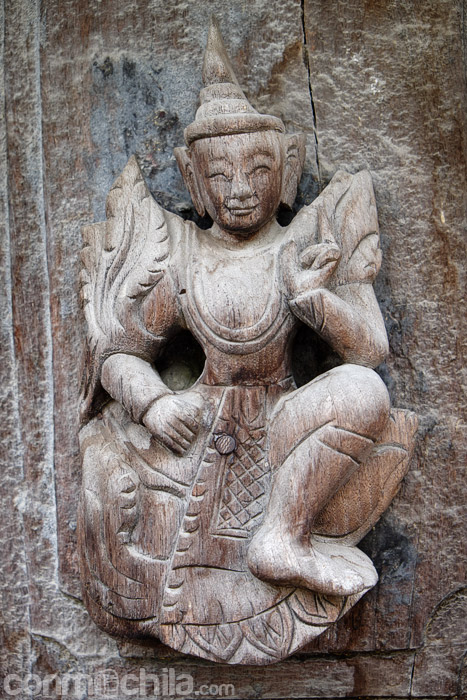 Detalle escultura de madera