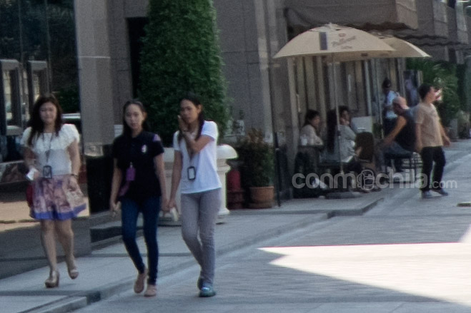 Arriba a la derecha está Frank y la embajadora de España en Tailandia