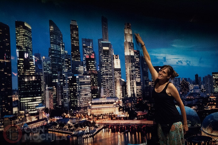 El skyline de Singapur de noche