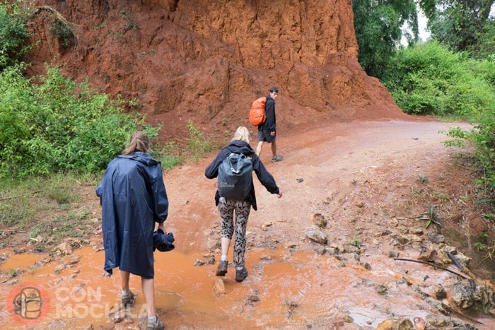 La jorobada del trekking de Kalaw