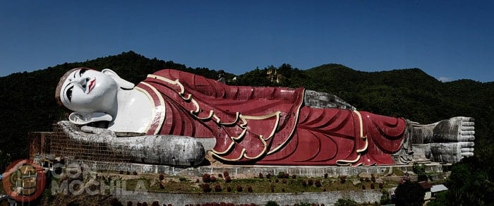 El buda reclinado de Win Sein Taw Ya