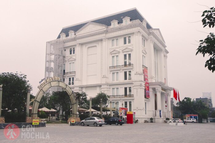 Edificio en Vinh