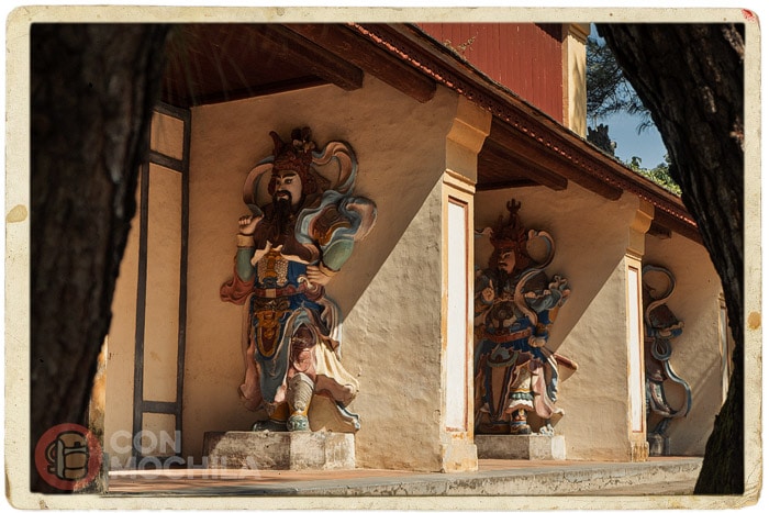 Los guardianes del templo