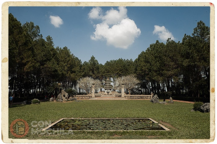 Pagoda en honor del monje