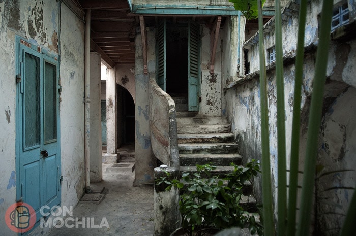 Una de las escaleras