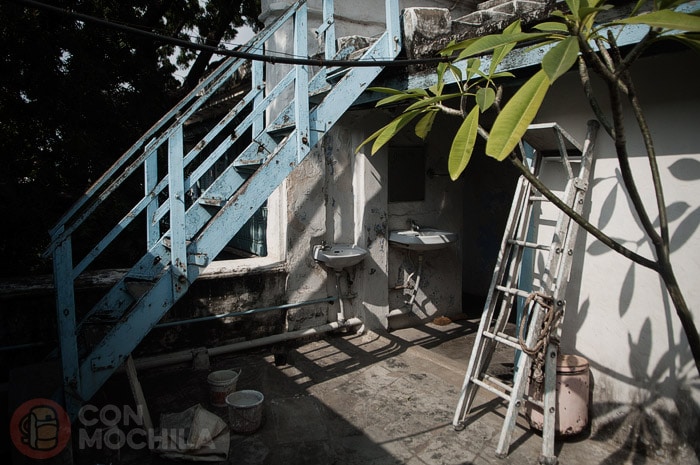 Otras escaleras que nos llevan a otra zona 