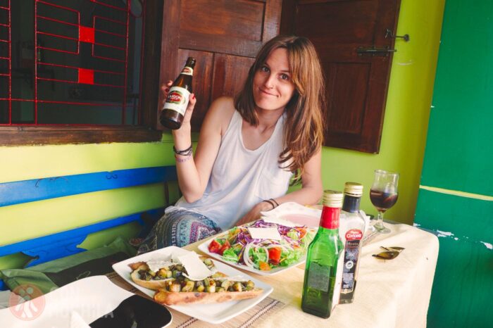 A comer!