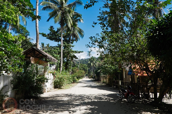 Una calle de Port Barton