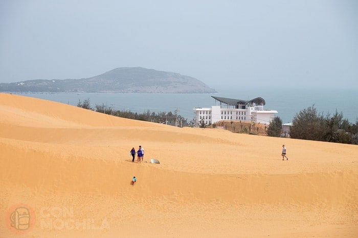 Los niños de las dunas
