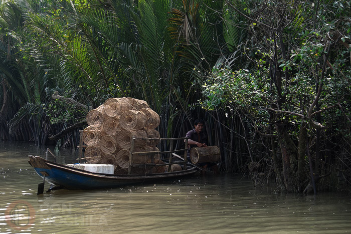 Gente pescando