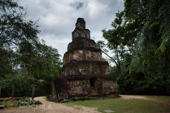 Sath Mahal Prasadaya