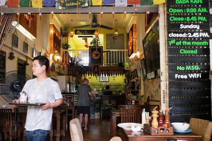 Un restaurante acogedor