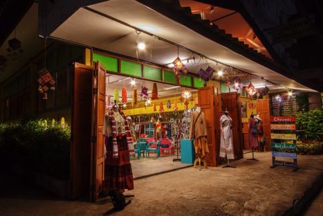 Chezmoi Handicraft & Homestay