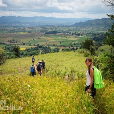 TREKKING