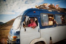 GUIA MADAGASCAR TAXI-BROUSSE