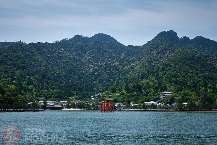 Vistas de Miyajima desde el ferri