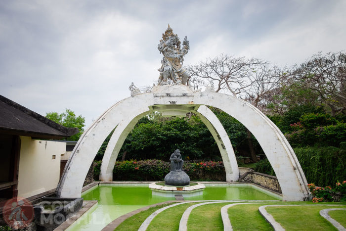 Estatua de Kumbhakarna Laga