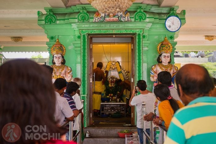 El templo en plena celebración