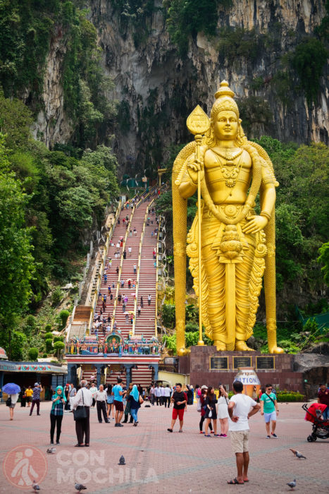 La impresionante estatua de Murugan