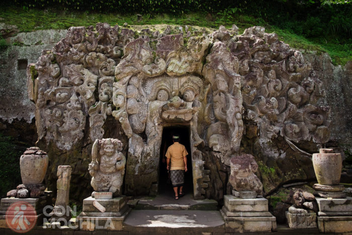 Entrada a la Cueva del Elefante o Goa Gajah