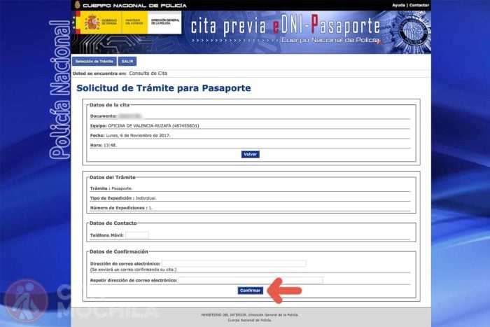 7. Introduce tus datos de contacto y haz click en CONFIRMAR