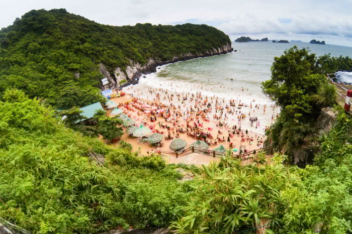 Guía de viaje Bahía de Halong Cat Co Beach
