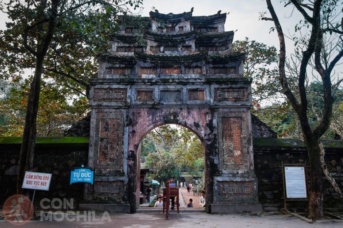 Entrada a la tumba de Tu Duc